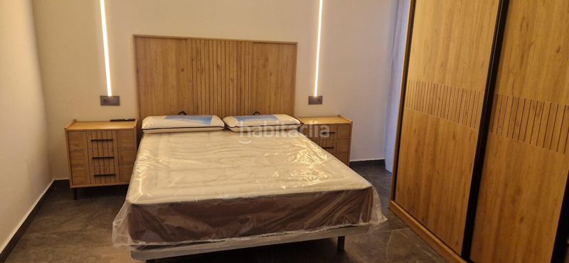 Foto 4a81c400-b970-4525-b3d6-600b39d8f0a9. Alquiler apartamento moderno apartamento ideal para alquilar en Cáceres
