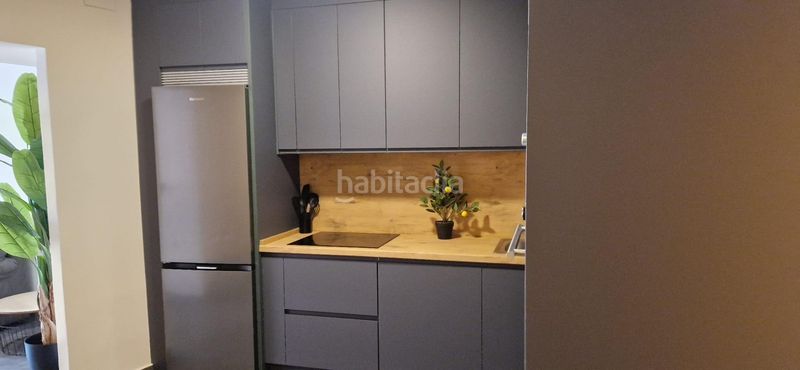 Foto 60655013-61f2-4eeb-bf90-62a02d88a258. Alquiler apartamento moderno apartamento ideal para alquilar en Cáceres