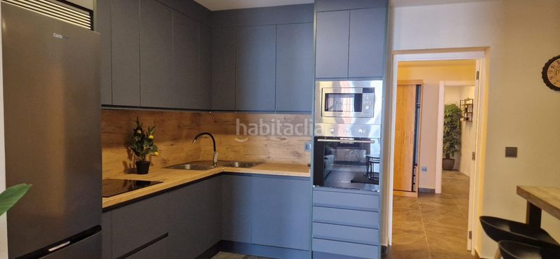 Foto 92a57060-1620-417a-938c-459bbd26096a. Alquiler apartamento moderno apartamento ideal para alquilar en Cáceres