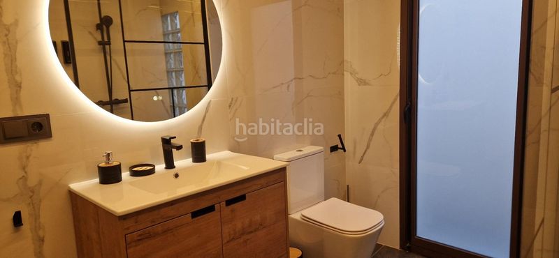Foto b3b48115-b79e-487b-a8f7-448393f5a53f. Alquiler apartamento moderno apartamento ideal para alquilar en Cáceres