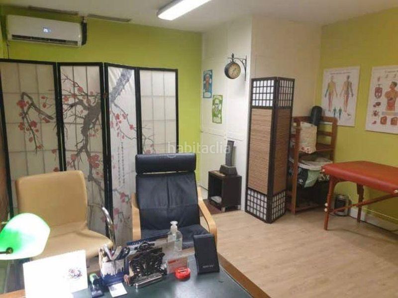 Foto d7fbc4aa-77be-4ba5-960c-932a99ca86f2. Local comercial a Centro Cáceres