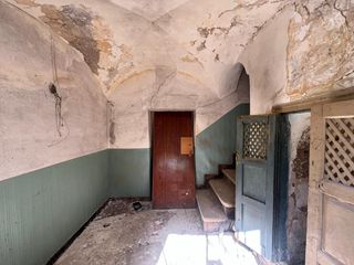 Haus in Casco Antiguo. Oportunidad de inversión! edificio con proyecto de 6 apartamento