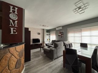 Rent Flat in Centro. Dúplex en zona colón