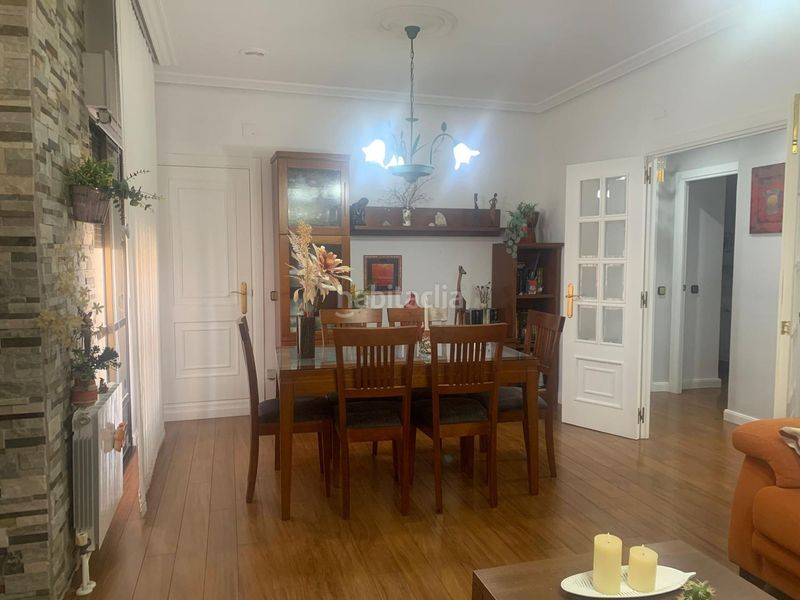 Foto 6288f320-f385-454e-91b9-9b8df23c1ffe. Casa amb calefacció aparcament a Casco Antiguo Cáceres