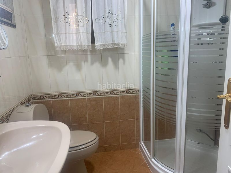 Foto cf5a89e4-e2cf-47ad-8dae-6c16b2e853f9. Casa amb calefacció aparcament a Casco Antiguo Cáceres