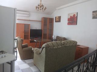 Rent House in Casco Antiguo. Trastero en la propia vienda.