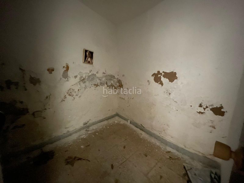 Foto 735edb8c-8d10-48ea-880f-47c1cc5dee32. Edificio  en venta en el centro en Montánchez