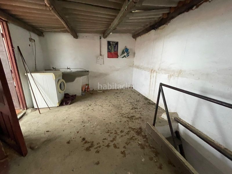 Foto b083482a-c280-4eea-8c8f-31448649b71c. Edificio  en venta en el centro en Montánchez