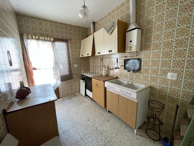 Foto fd37a4db-8c13-44e5-a91c-d9c962a94b48. Edifici a Arroyo de la Luz