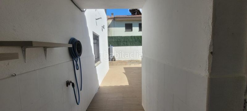 Foto a0c50d2c-faee-4391-97b9-84227acec688. Casa adossada a La Cañada - Aldea Moret Cáceres
