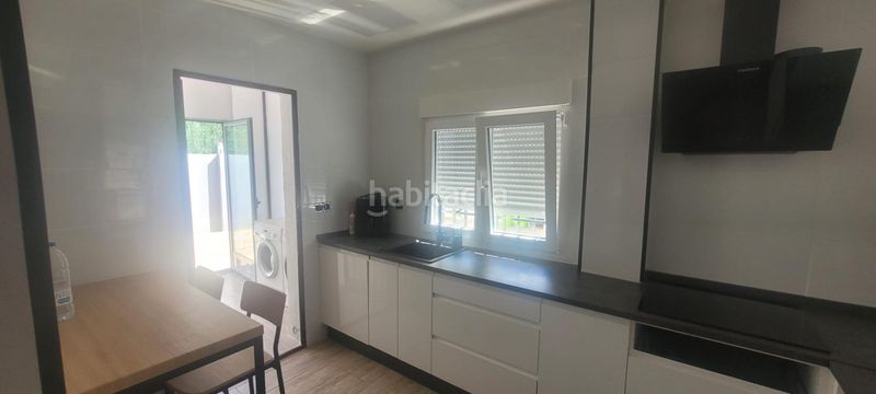 Foto a41ae0bf-10da-491f-b01e-00fe3f84d227. Casa adossada a La Cañada - Aldea Moret Cáceres