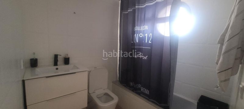 Foto d1b01420-82c6-465c-8d82-8686e97d74e4. Casa adossada a La Cañada - Aldea Moret Cáceres