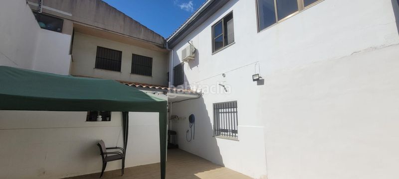 Foto dfc75ef5-b837-4c4e-a2a9-9e5154690f31. Casa adossada a La Cañada - Aldea Moret Cáceres