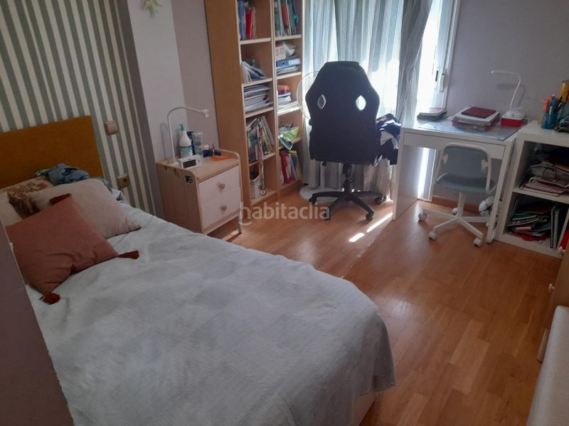 Foto c12e43fc-f786-4dde-9f0c-08828945ad29. Casa adossada amb calefacció aparcament piscina a Cáceres