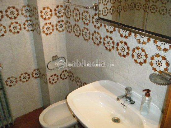 Foto a4d30dfe-7616-49ac-920e-09a7224d1ab7. Pis amb calefacció a Centro Cáceres