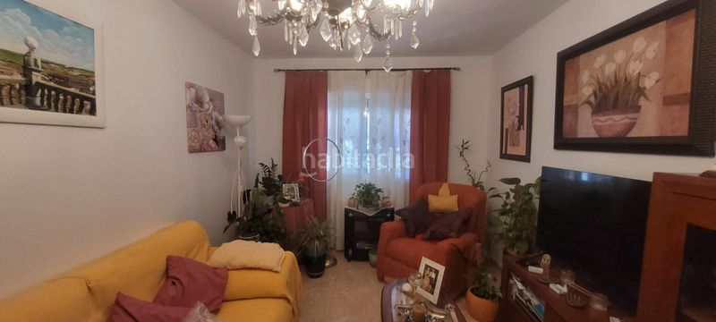 Foto 760d17a1-fc1d-4a3c-ade9-747a287b203b. Casa adossada amb aparcament a Montesol - Mejostilla Cáceres