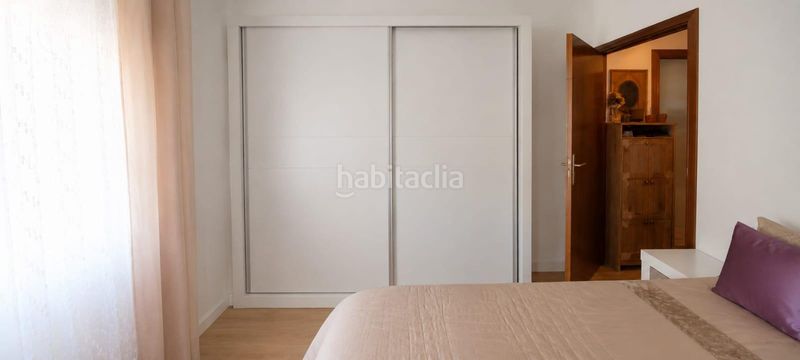 Foto b879f716-56ee-46f5-b830-1f890114bc3e. Casa adossada amb aparcament a Montesol - Mejostilla Cáceres