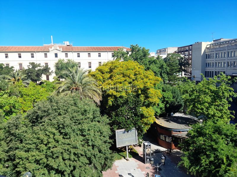 Foto 3880d2e2-5807-4b05-a2d7-76f8429a5699. Apartamento edificio emblemático en Casco Antiguo Cáceres