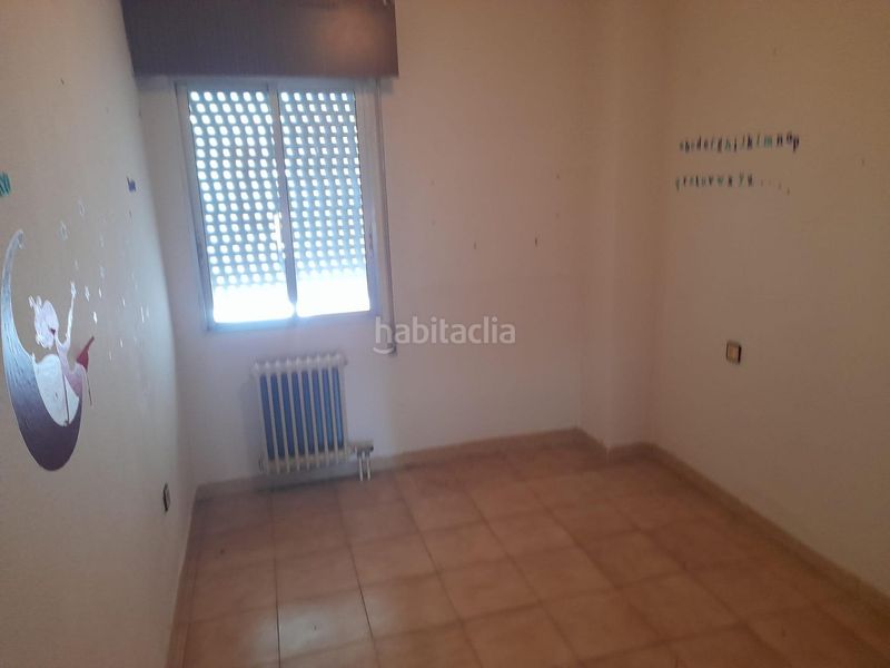 Foto ee499086-c409-4b9d-9690-b91f40fa50b2. Pis amb calefacció aparcament a Centro Cáceres