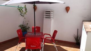 Pis a Casco Antiguo. Apartamento con terraza y garaje