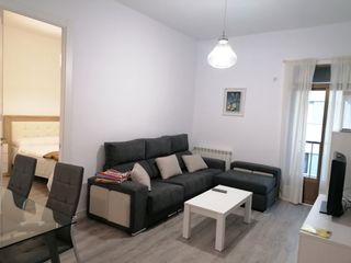 Affitto Appartamento in Casco Antiguo. Apartamento en el centro recién reformado solo trabajadores