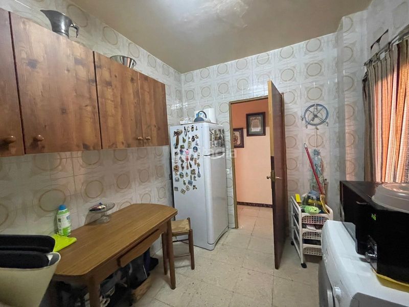 Foto cf63a2a3-f754-4886-aa5d-d3fe2e603616. Edifici a Montánchez