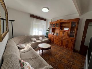Affitto Appartamento in Nuevo Cáceres. Atencion piso de estudiantes!!