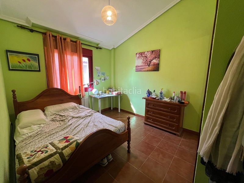 Foto 14c897c7-b880-4012-b5d0-701d3c6d1c54. Casa adossada amb aparcament a Montesol - Mejostilla Cáceres