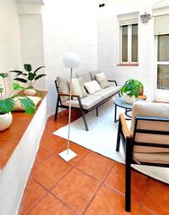 Piso en Casco Antiguo. Apartamento en colón con patio