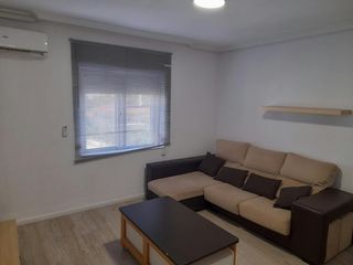 Lloguer Pis a Nuevo Cáceres. Sólo estudiantes .piso en zona llopis