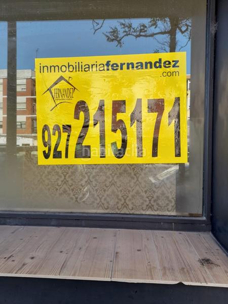 Foto 5d70237c-8393-4722-9a2d-594ae8a9dfb8. Lloguer local comercial a Casco Antiguo Cáceres