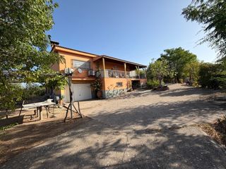 Casa in Arroyo de la Luz. Casa de campo en arroyo de la luz