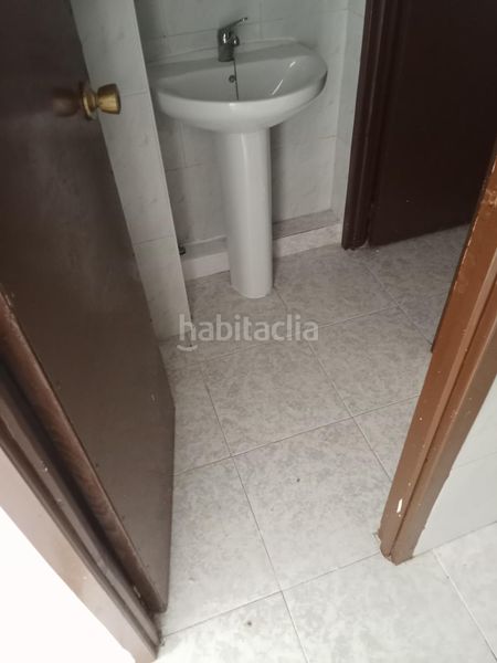 Foto 5d2eded3-e1bd-4218-a07c-c5a251192776. Alquiler local comercial local en moctezuma en Centro Cáceres