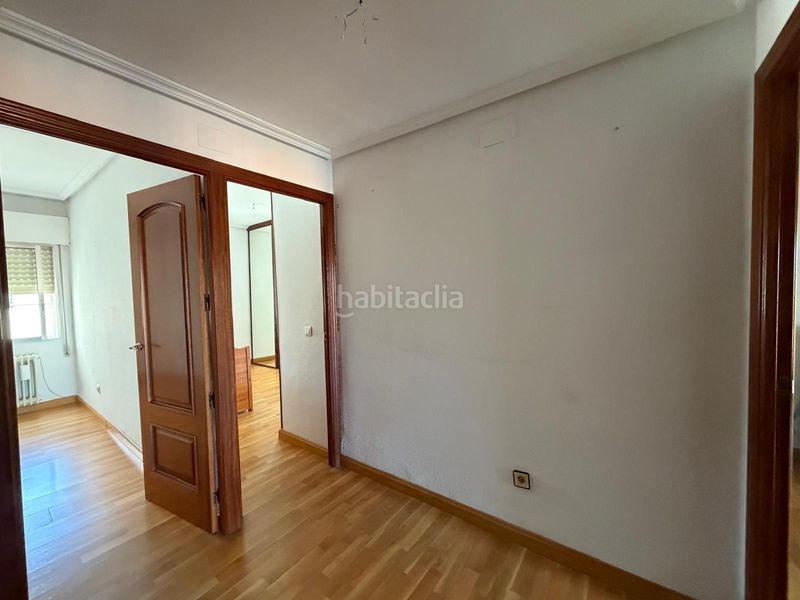 Foto b6246e7d-28d4-4e0a-baf9-2c89d84a21e8. Pis amb calefacció aparcament a Centro Cáceres