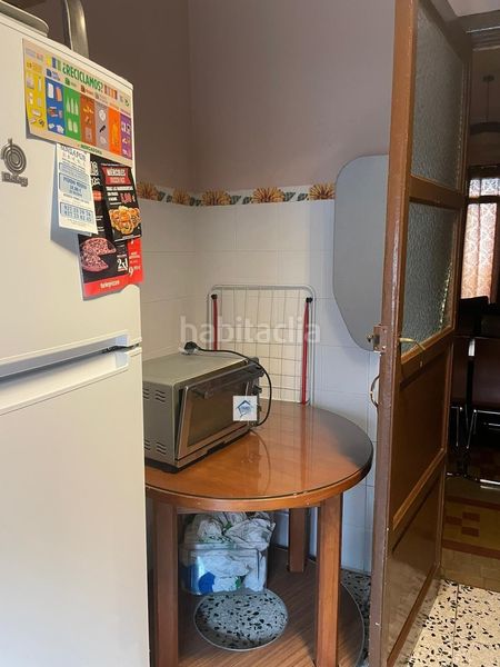 Foto c4be2b0e-c316-4c2f-b5b7-803d1f797f82. Alquiler piso se alquila piso en canovas 1 habitación estudiantes en Cáceres