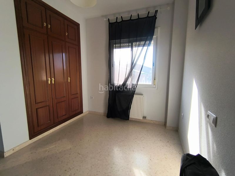 Foto a5a4393b-0ade-4bb3-a400-6c46400d1b7d. Casa adossada amb calefacció aparcament a Montesol - Mejostilla Cáceres