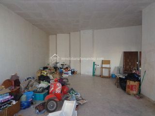 Lloguer Local Comercial a Casco Antiguo. Amplio y en el centro.