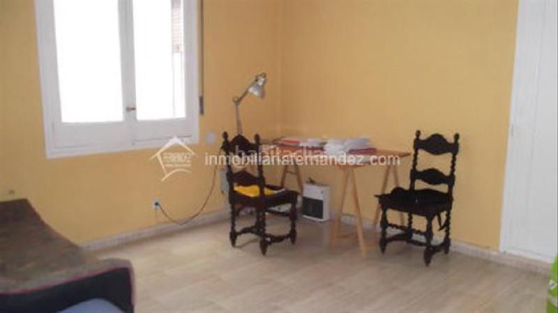 Foto c19cec8f-cd46-4825-924e-e330a8dcaab4. Location bureau dans Centro Cáceres