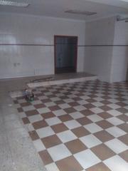 Lloguer Local Comercial a Centro