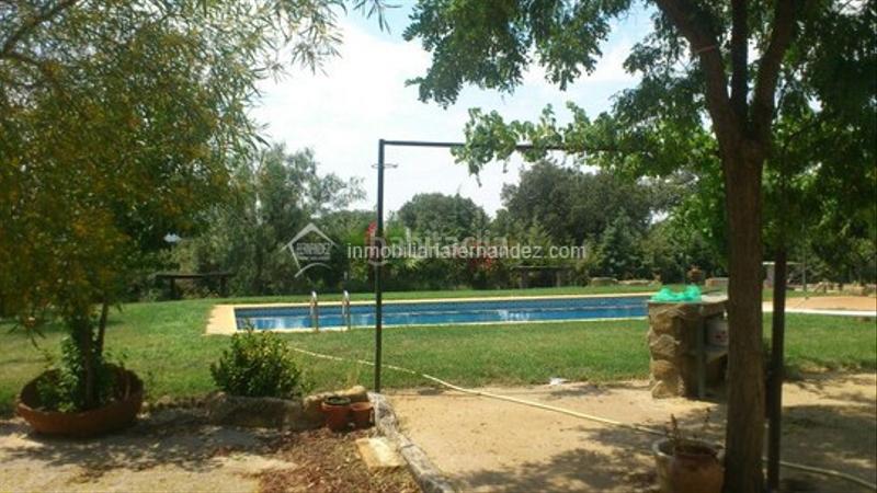 Foto 2d573649-c1b4-4902-8359-d125db30e5d4. Casa amb calefacció piscina a Zarza de Montánchez