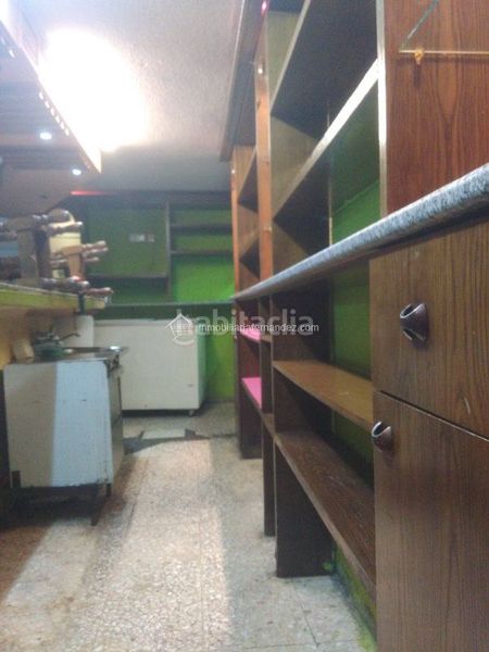 Foto 2b3ffd91-6c81-4551-b9bc-00e3822a1a46. Local comercial a Centro Cáceres