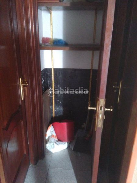 Foto c5ae2c4f-e891-45c4-96ef-cb901152eb29. Local comercial a Centro Cáceres