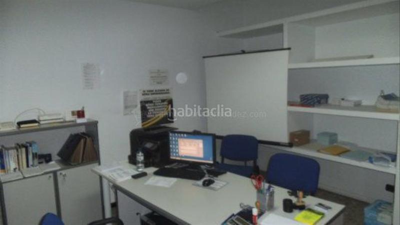 Foto 715c2c8d-0c3e-4a73-8f61-0eda26629fb4. Lloguer oficina amb calefacció a Centro Cáceres