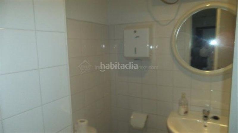 Foto f76250fb-4a2c-4ae4-b2bf-5ad64c561df9. Lloguer oficina amb calefacció a Centro Cáceres