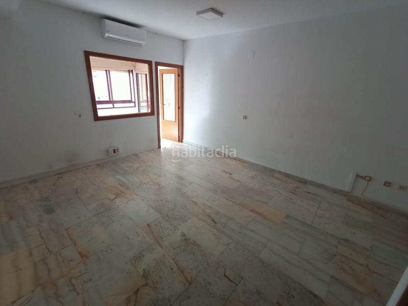 Foto a48d6bb6-603b-48a6-9385-9be99511c3bb. Bureau avec chauffage dans Centro Cáceres