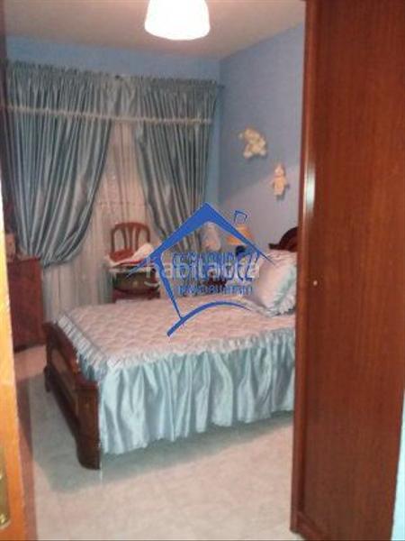 Foto 35b4dfba-c0e2-4af3-8e59-0b569236ac7c. Casa  de esquina entre parte antigua y san blas !! en Cáceres