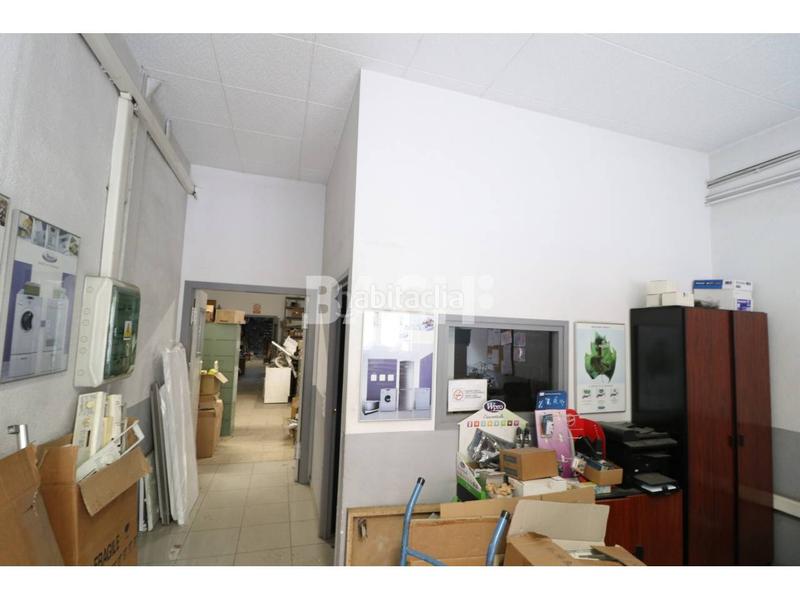 Foto 3942dab3-6816-4ea3-a69b-c65c9902909c. Geschäftsraum in roda 25 in Nord Vic