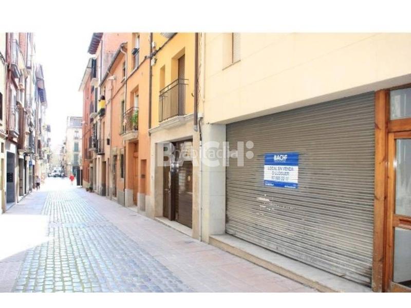 Foto 715302ca-89b7-49dc-a746-73caa93d56f3. Alquiler local comercial en sant antoni 24 local comercial en alquiler en Centre històric en Vic