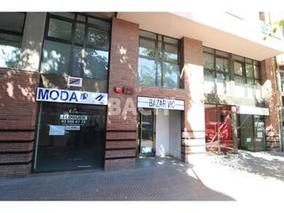 Lloguer Local Comercial a Bisbe morgades 45. Gran superficie