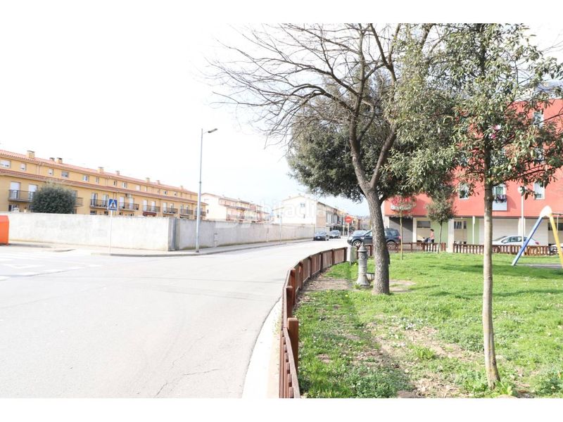 Foto 828deb15-6956-4a19-871e-91c503e1bdd0. Finca rústica a calle vilamonta 51 a Manlleu